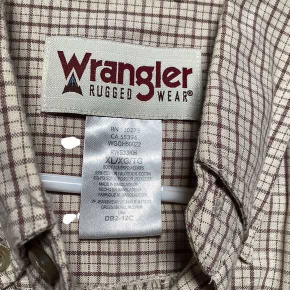 Wrangler Rugged Wear Mens Button-Down Shirt Short Sleeve XL Plaid - Picture 3 of 6